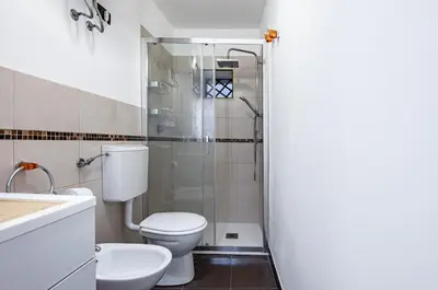 Bagno di GuestHost - Casa Giuffri - Castello Ursino Flat with Balcony