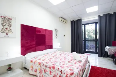 Letto o letti in una camera di Royal Playa Suite and Apartament -private parking- self chek out