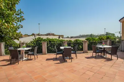 Balcone o terrazza di Royal Playa Suite and Apartament -private parking- self chek out