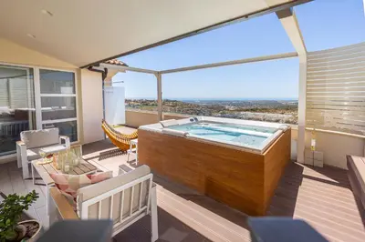 Piscina di Melifra, Jacuzzi e Vista Panoramica o nelle vicinanze