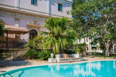 Piscina di Hotel Parco delle Fontane o nelle vicinanze
