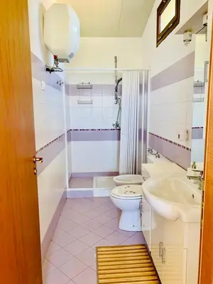 Bagno di Casa Lucinzina