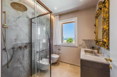 Bagno di 5E Villa Charme-Sea and Ortigia view-Whirlpool roof Terrace