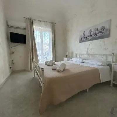 Naumachia House