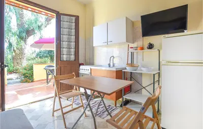 Cucina o angolo cottura di Awesome Home In Siracusa