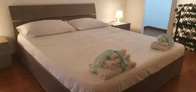 Letto o letti in una camera di a casa di nunziata