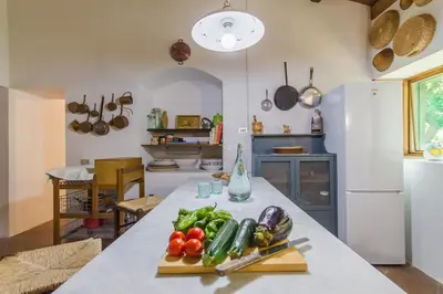 Cucina o angolo cottura di Santolìo Country Retreat - Relax in Masseria Siciliana con Giardino e Vista