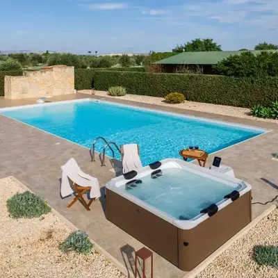 Villa Sambucia - Private Sicilian Charm Villa - Outdoor Whirlpool & Solarium