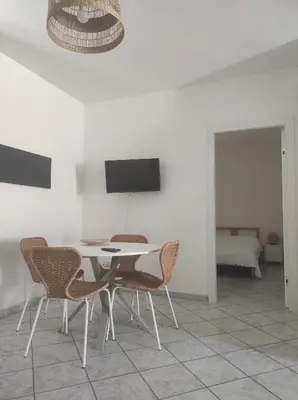 TV o dispositivi per l'intrattenimento presso a Mari Siemu