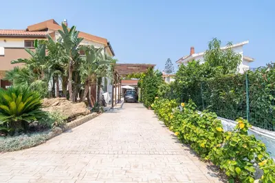 Giardino di Siracusa mare