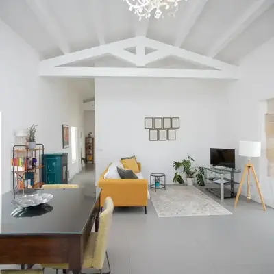 Casa Cadur