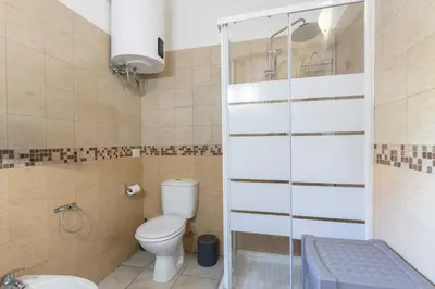 Bagno di LAURINI 21 APARTMENT