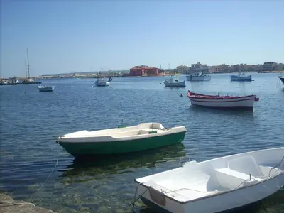Paesaggio naturale nelle vicinanze del campeggio