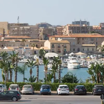 Anticitera Apartment