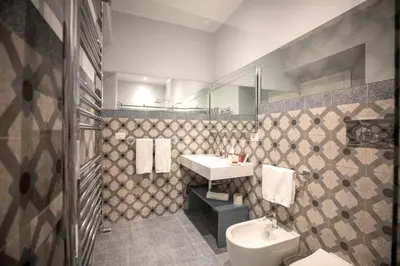 Bagno di Lanterne Magiche Ortigia Suites