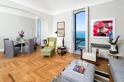 Area soggiorno di Duomo Sea View Suite by Ortigia Apartments