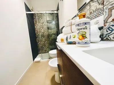 Bagno di Foro Siracusano 22, Luminoso e confortevole Loft