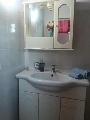 Bagno di Mansarda arredata