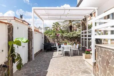 Edificio in cui si trova la villa