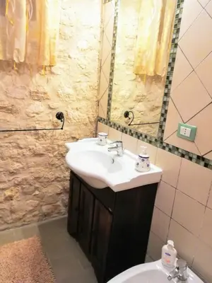 Bagno di Torre Rodosta