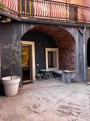 Patio o area all'aperto di SAN MICHELE HOME - Appartamento in centro storico Catania