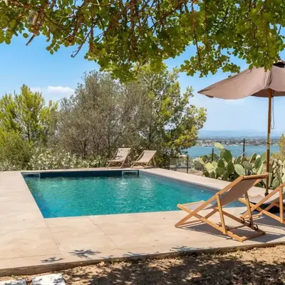 Galatea e Giardino delle Esperidi apartments with pool by Wonderful Italy