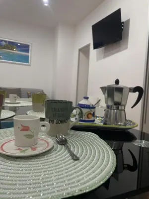 Set per la preparazione di tè e caffè presso L’Arco di Athena