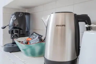 Set per la preparazione di tè e caffè presso Giamevi Sicily