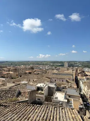 Vista generica su Noto o vista sulla città dall'interno del bed & breakfast