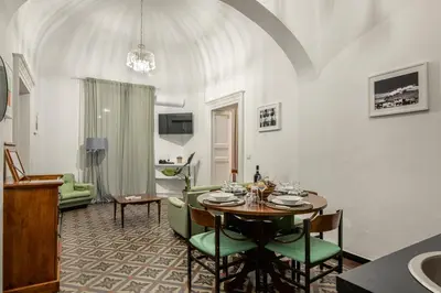 Area soggiorno di Ciuriddia Home by Homes4Holidays