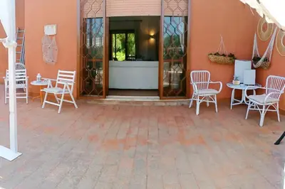 Patio o area all'aperto di l'ibiscus