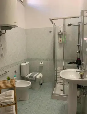 Bagno di THE AIRPORT HOUSE