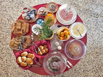 Cibo presso l'affittacamere o nelle vicinanze