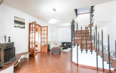 Area soggiorno di Amazing Home In Siracusa With Wifi