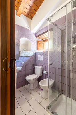 Bagno di Elsa d'Ortigia - I TRE ARCHI