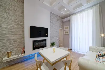 TV o dispositivi per l'intrattenimento presso La porta di mezzo