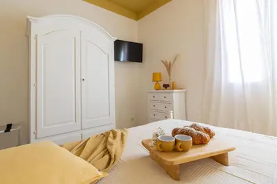 Letto o letti in una camera di Villa MarsaMa, Heated Pool and beach at 150 mt