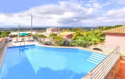 Piscina di Villa Eleonora o nelle vicinanze