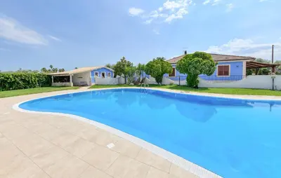 Piscina di Parisi o nelle vicinanze