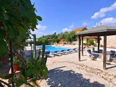 Piscina di Villa Eureka by Interhome o nelle vicinanze