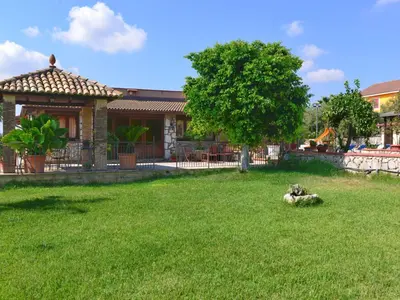 Giardino di Villa Eureka by Interhome
