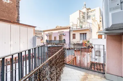 Balcone o terrazza di GuestHost - Castello Ursino Apartment with Balcony