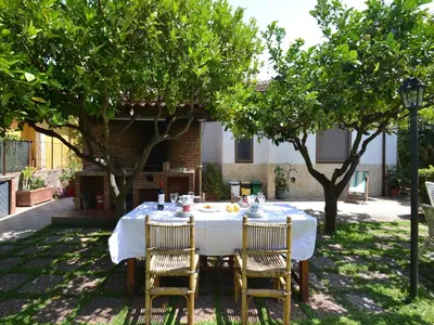 Giardino di Holiday Home Agnone Bagni by Beach