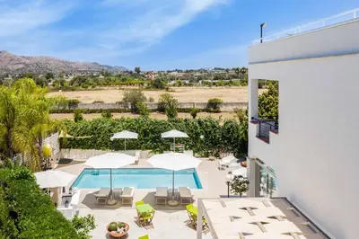 Piscina di Marricriu BeB Rooms and Pool Avola o nelle vicinanze