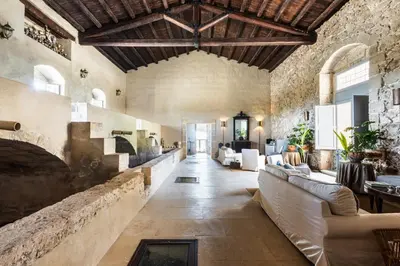 Area soggiorno di Masseria Costanza Vendicari