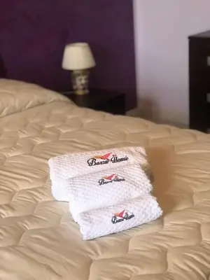 Letto o letti in una camera di Baazar House