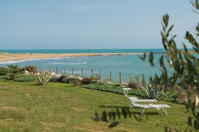 Paesaggio naturale nelle vicinanze della villa