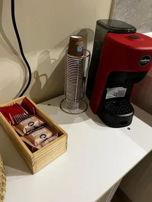 Set per la preparazione di tè e caffè presso PARADISO HOME