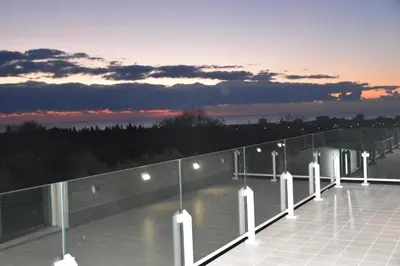 Alba o tramonto visti dall'interno della casa vacanze o dai dintorni