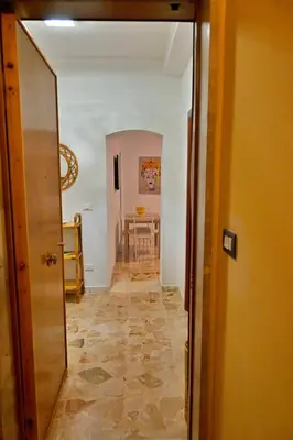 Planimetria di Luminosa casa punti cardinali